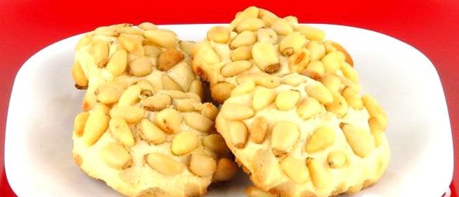 Печенье с кедровыми орешками