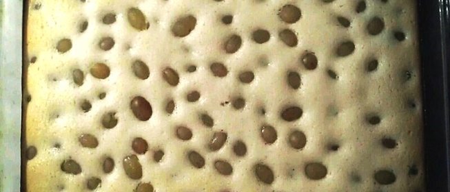 Творожная запеканка с виноградом (Weintraubenkuchen mit Quark)