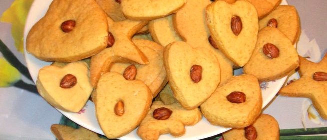 Фигурное печенье с фундуком