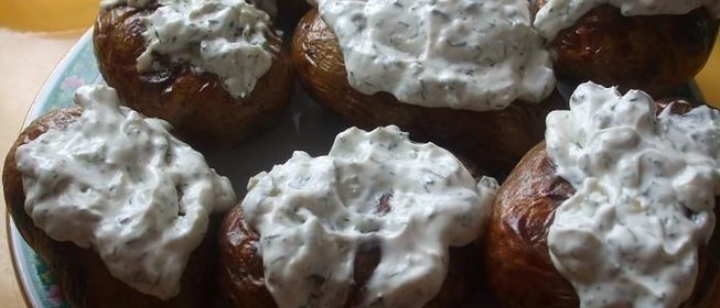 Картофель картошка в кожуре запеченный в духовке