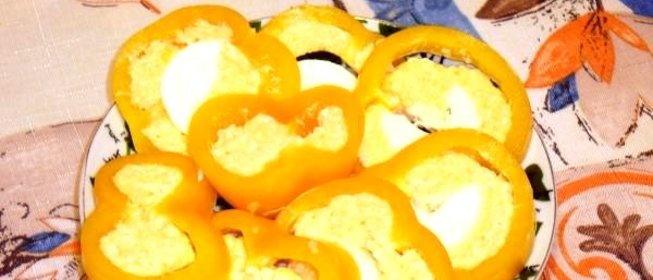 Сладкие перцы фаршированные сыром