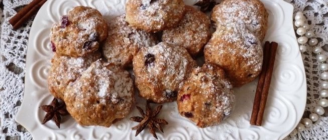 Печенье с клюквой и яблоками