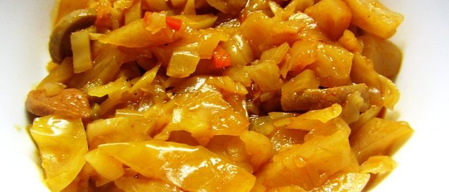 Капуста тушеная