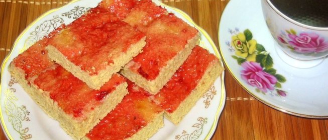 Песочное печенье с малиновым джемом