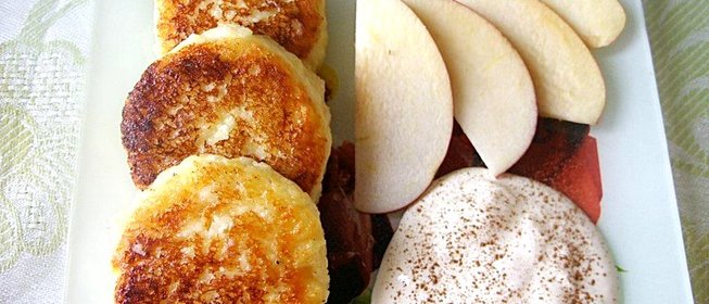 Сырники с яблоком