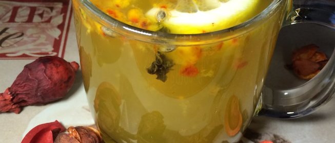 Чай с облепихой и имбирем