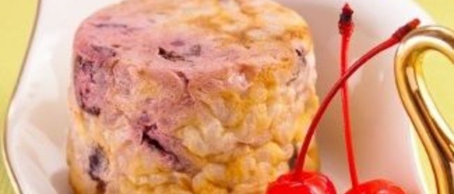 Творожно-рисовые запеканки с вишней