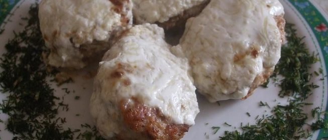 Мясные зразы с омлетом