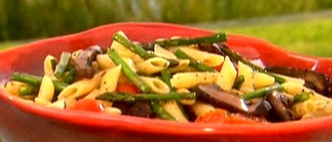 Грибной салат со спаржей