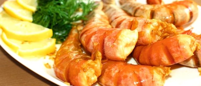 Королевские креветки в имбирно-чесночном соусе