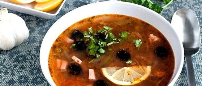 Солянка сборная мясная