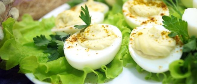 Фаршированные яйца «Карри»