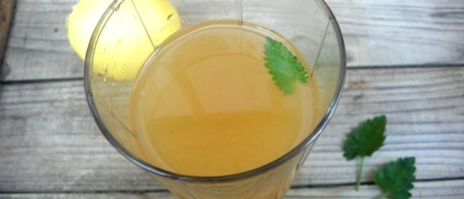 Освежающий чай с персиковым соком