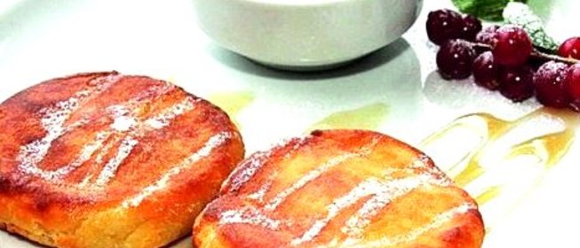 Сырники с кленовым сиропом