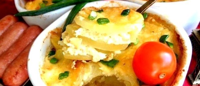 Запеченный картофель со сливками и чесноком «по-французски»