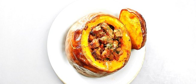 Фаршированная бараниной тыква