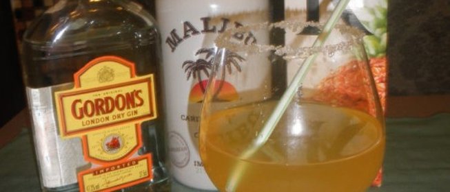 Коктейль с кокосовым ликером