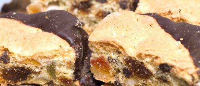 Печенье с вишней и цукатами