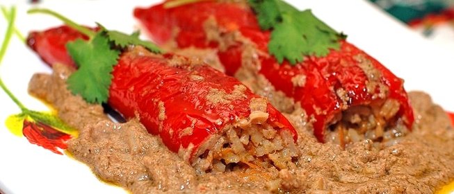 Перец, фаршированный овощами