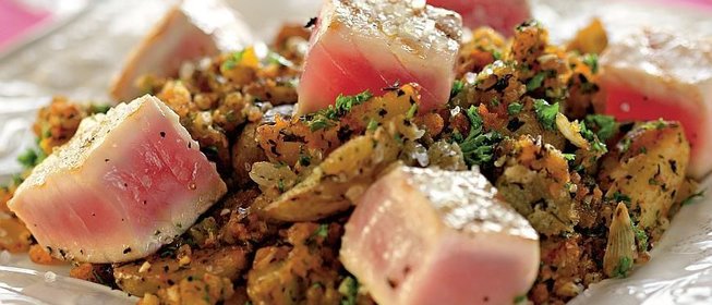 Рагу из тунца с картофелем и копченой паприкой