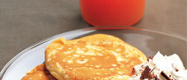 Блинчики с мюсли и сыр с шоколадом