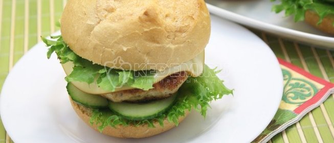 Ароматные луковицы с мясом и сыром