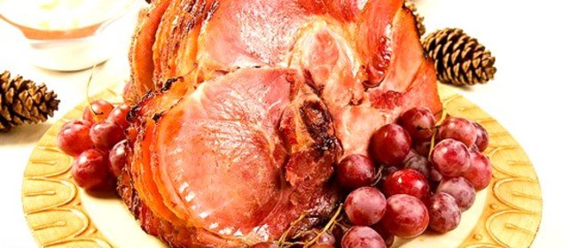 Ветчина в глазури из бурбона, патоки и орехов пекан