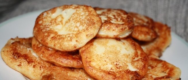 Творожные сырники с изюмом