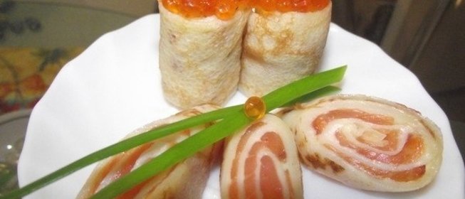 Блины с семгой и красной икрой