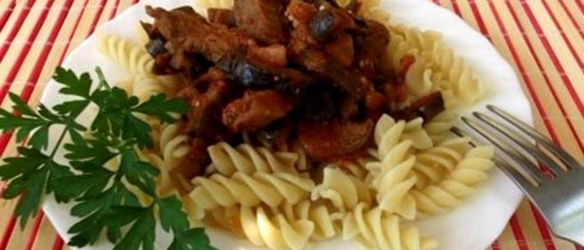 Говядина, тушеная с баклажанами