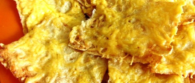 Чипсы из лаваша с сыром