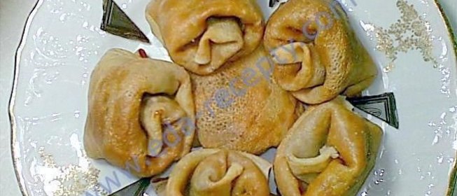 Розовые розы или блинчики на молочной сыворотке