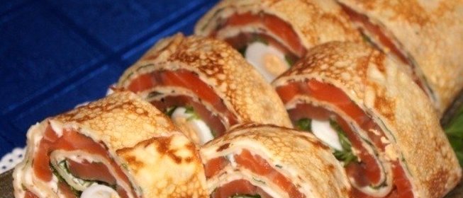 Рулеты из блинов с семгой