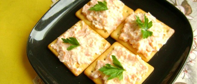 Крекеры с семгой