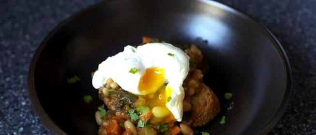 Рагу с фасолью и мангольдом