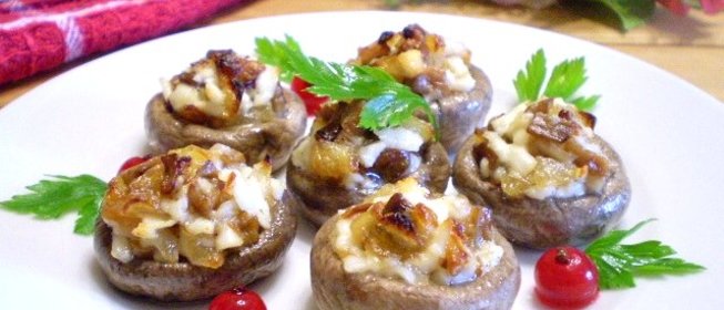 Грибы фаршированные в духовке