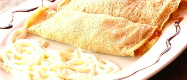 Курица в блинах