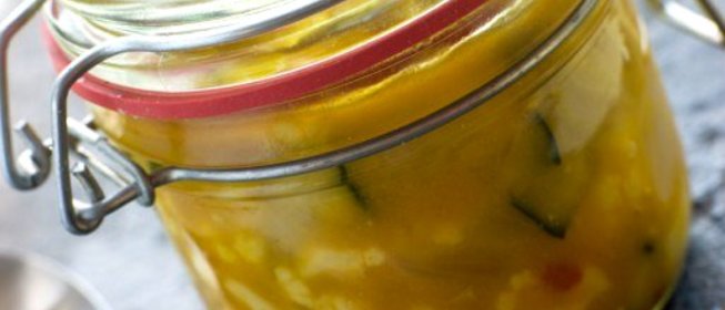 Чатни из ананаса с курагой и изюмом