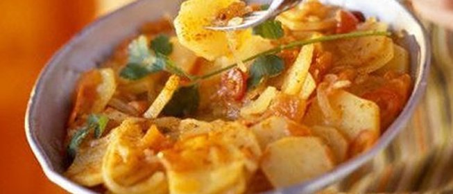 Картофель тушеный с овощами