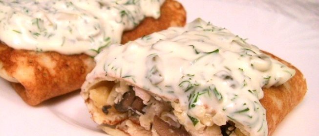 Блины, фаршированные куриным филе, грибами и сыром