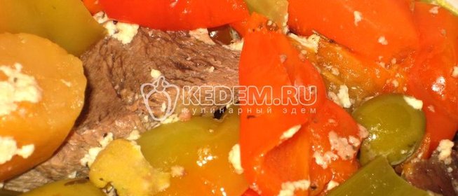 Камамбер с малиновым соусом