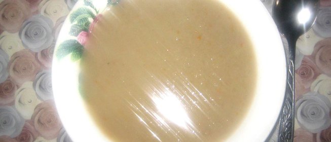 суп-пюре из говядины и вермишели