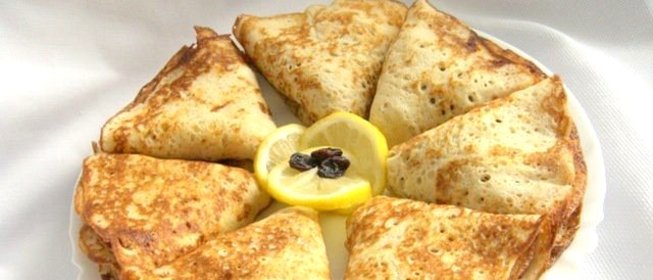 Блинчики на молоке с яблоками