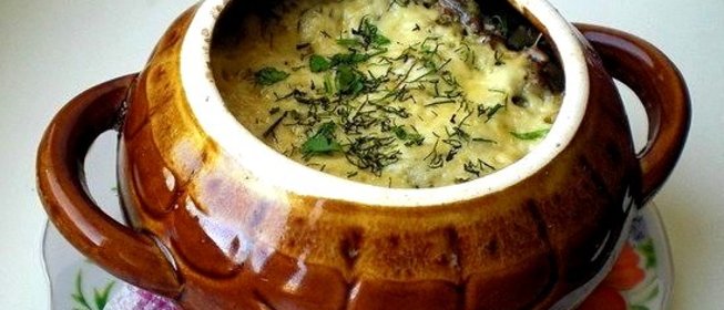 Картофель с грибами в горшочках