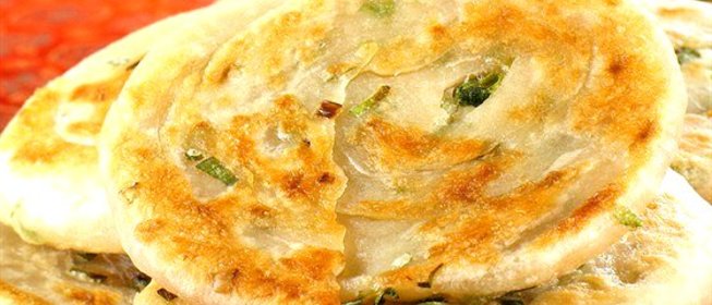 Луковые оладьи