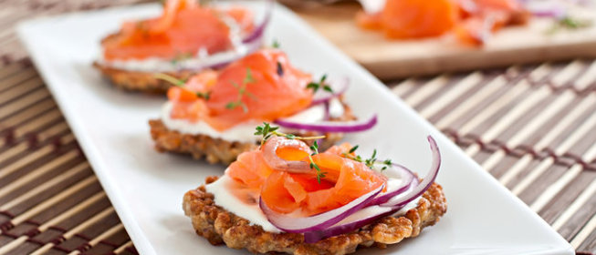 Картофельные оладьи с семгой