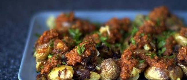 Картофель с соусом чили