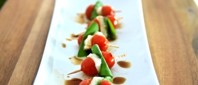 Канапе на шпажках