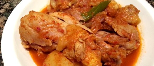 Тушеная картошка с курицей