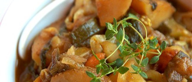 Овощное рагу с базиликом